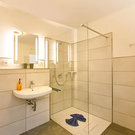 Apartamento Haus Likedeeler 1 *